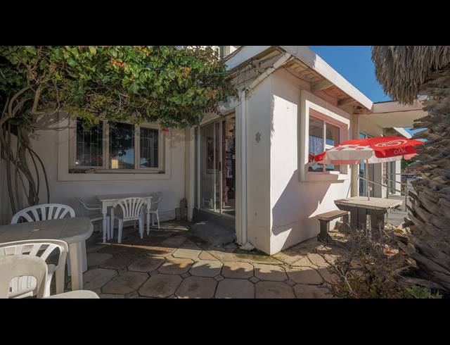 5 BEDROOM FREESTANDING FOR SALE IN OCEANVIEW HEIGHTS